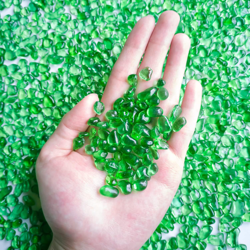 Keedolla 3 LB Green Sea Glass Aquarium Pebbles Polished Betta Fish Tank Gravel, Clear Fish Bowl Pebbles Colorful Glass Stones Rocks for Decoration Vases Aquarium Gravel Decor Art Craft