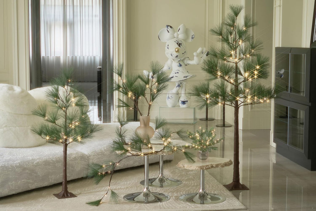 Hairui Lighted Christmas Pine Tree with Lights 4FT 36 Warm White LED Lights, Tree with Lights for Room Thanksgiving Christmas Holiday Decoration Indoor Outdoor