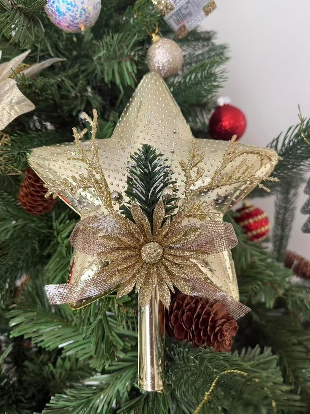 Christmas Tree with Topper – Artificial Pine Tree – Multiple Sizes & Colors (Green, 6ft)
