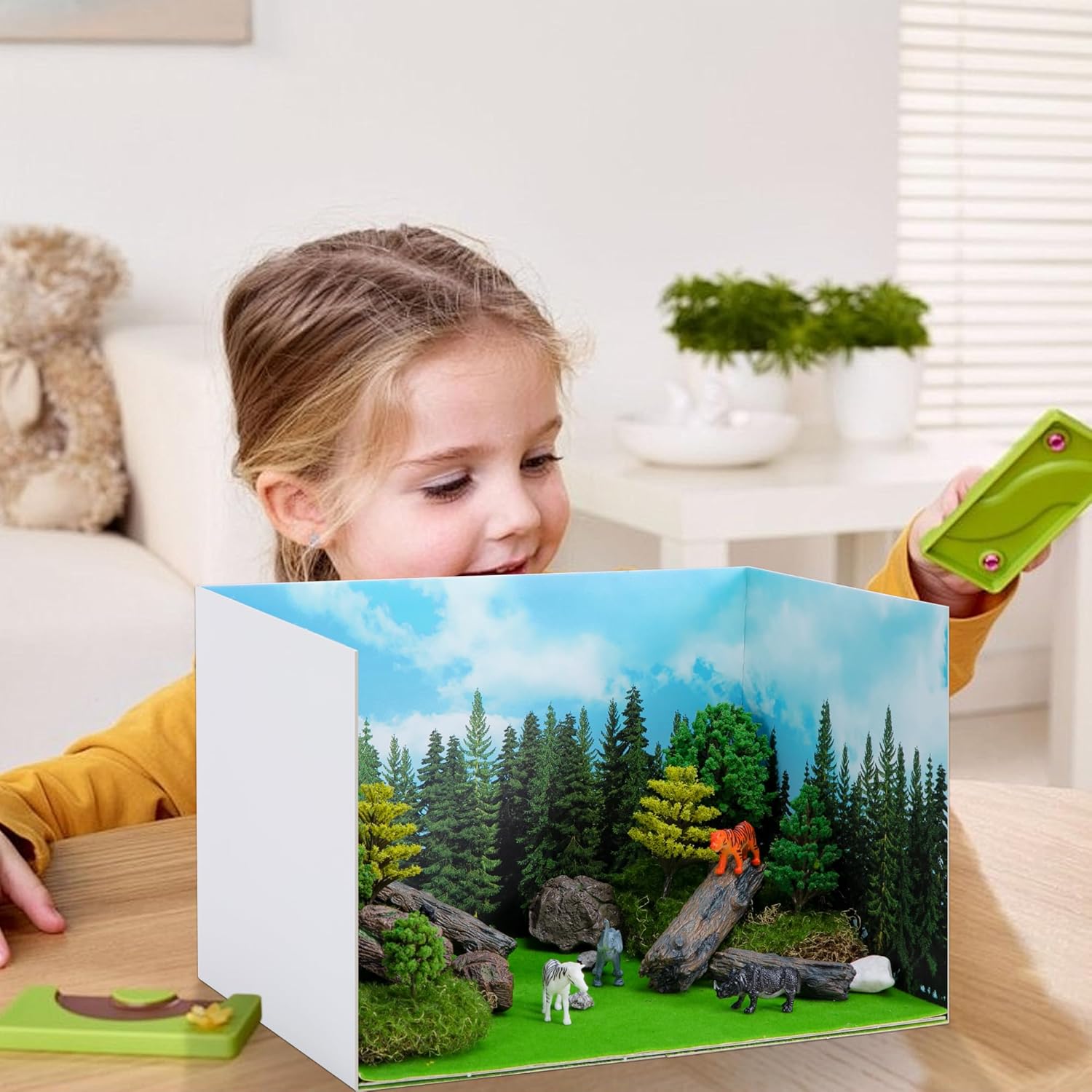 codree 4 Pcs Jungle Style Diorama Box and Fake Grass Decor, Rainforest Diorama Supplies Project Box Set, Cardboard Diorama Kit & Artificial Grass with Double Sided Tapes for DIY Crafts Toys Dollhouse