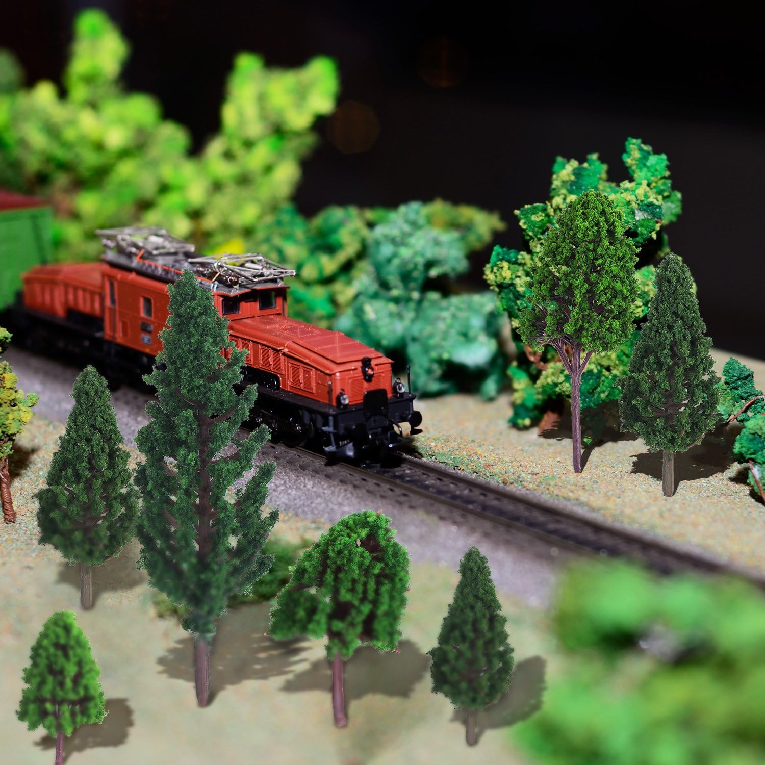Bememo 22 Pieces Model Trees 1.18 to 6.29 Inch Mixed Miniature Fake Diorama Tree Train Railroad Architecture Scenery for DIY Projects Crafts Scenery Landscape, Natural Green