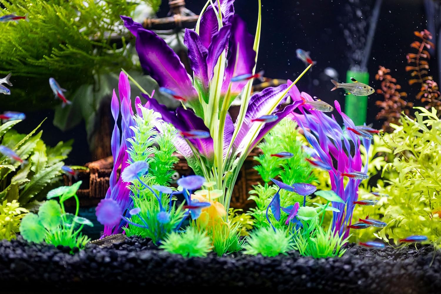 UNEAK Aquarium Plastic Plant Fish Tank XXL Decorations Medium/Large Resin Artificial Plants Flower Ornament Beta Goldfish Decoration Ornaments Freshwater & Saltwater Décor (Mix)