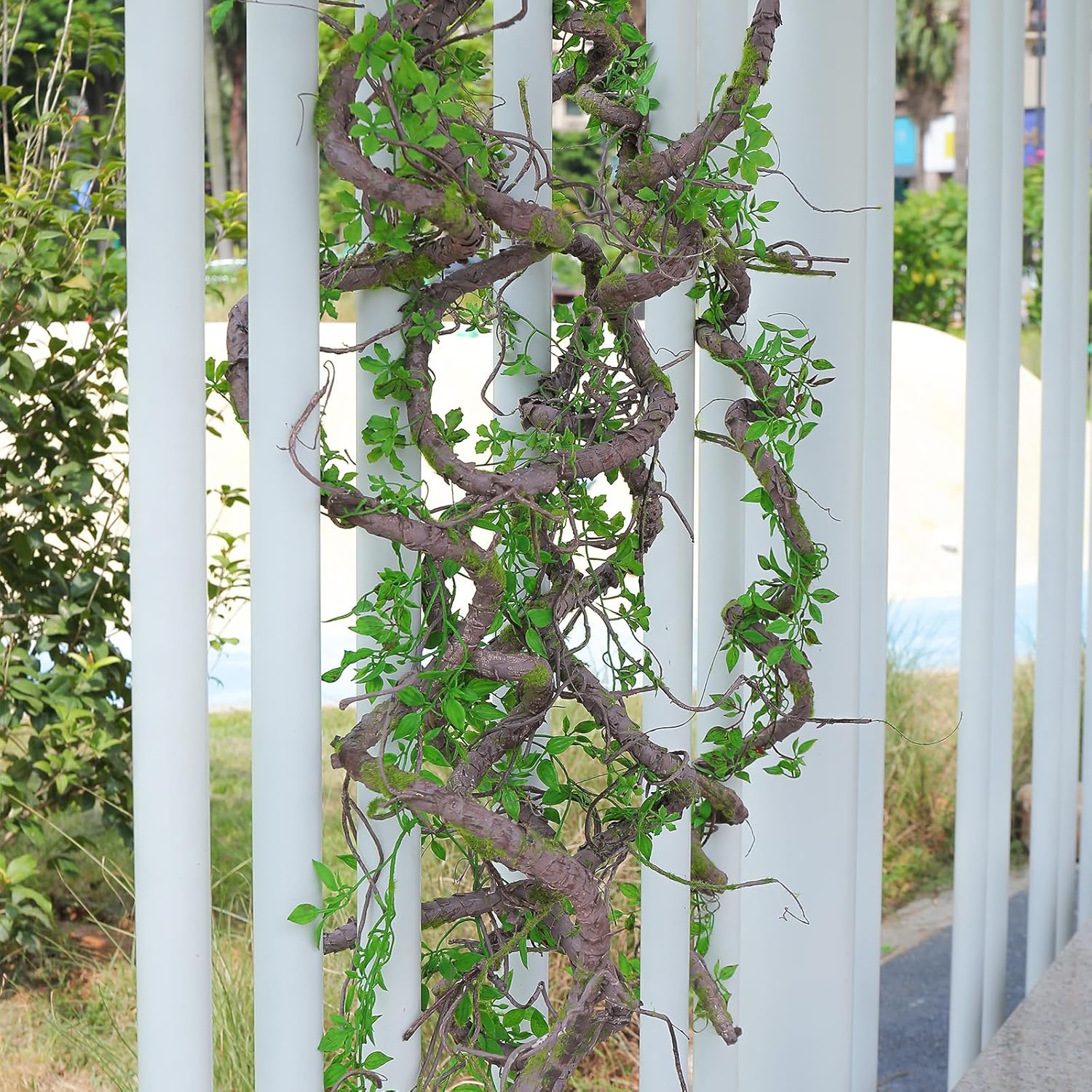 71inch Artificial Posable Tree Branches Hanging Bendable Moss Greenery Garland Faux Tree Vines Twigs Ivy Leaves for Reptiles Climb Outdoor Halloween Canopy Wedding Home Wall Porch Mantel Decoration