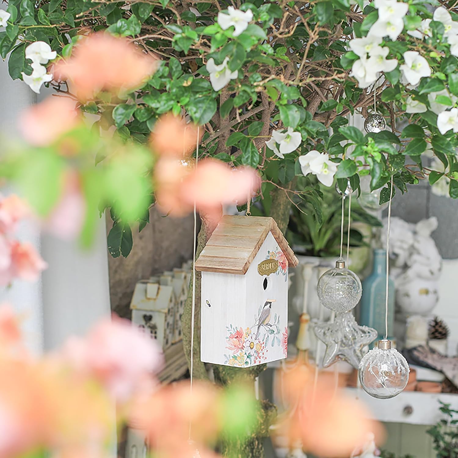 Wooden Humming Bird Houses for Outside Hanging Birdhouses for Outdoors Unique Bird Nest for Hummingbird, Bluebird, Wren, Chickadee, Sparrow, Decorative Garden Bird House for Bird Lover