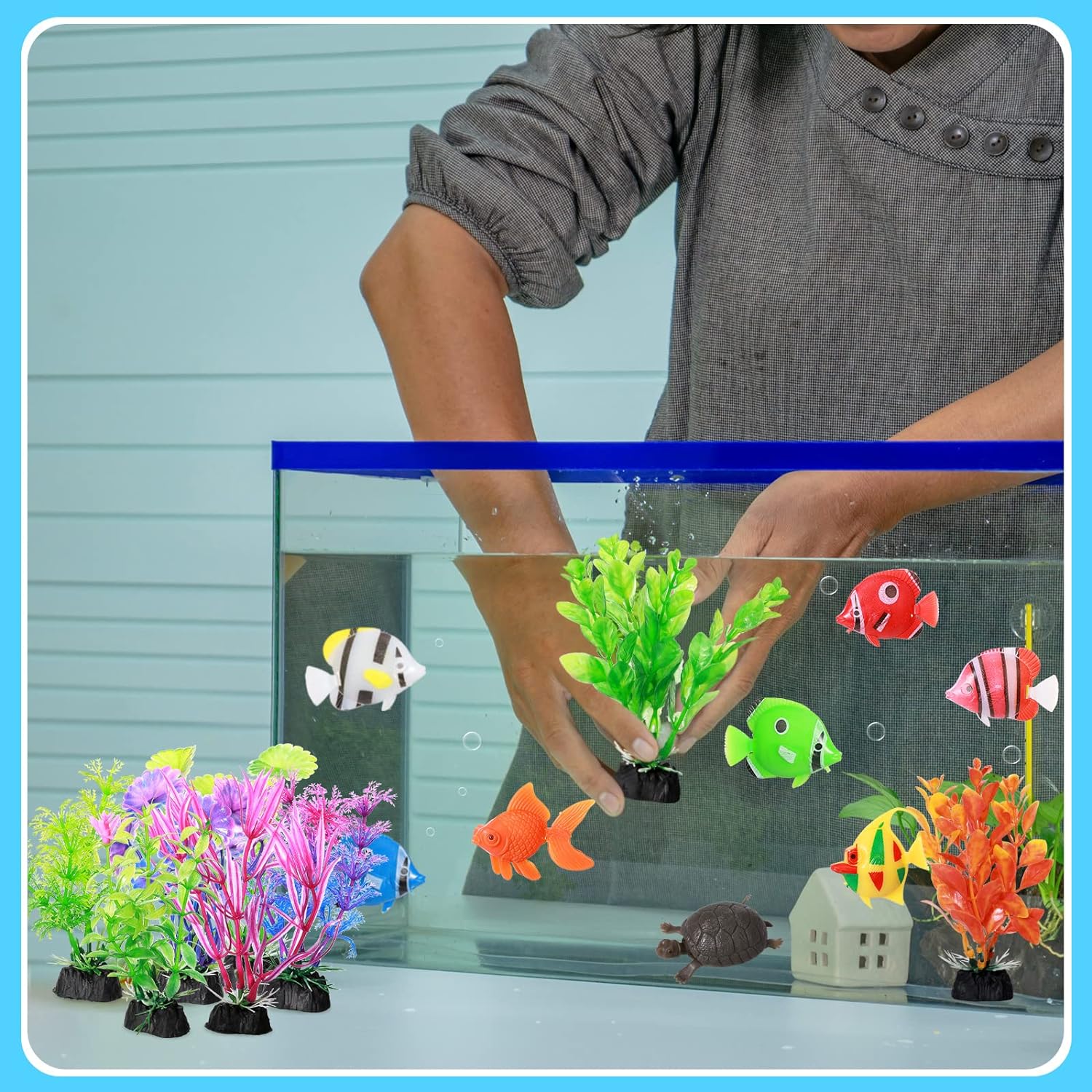 Chunyin Fish Tank Decorations, Artificial Aquatic Plants and Artificial Fishes Floating Decorations for Small Aquarium, Plastic Fake Fish, Jellyfish,Goldfish(50 Pcs)