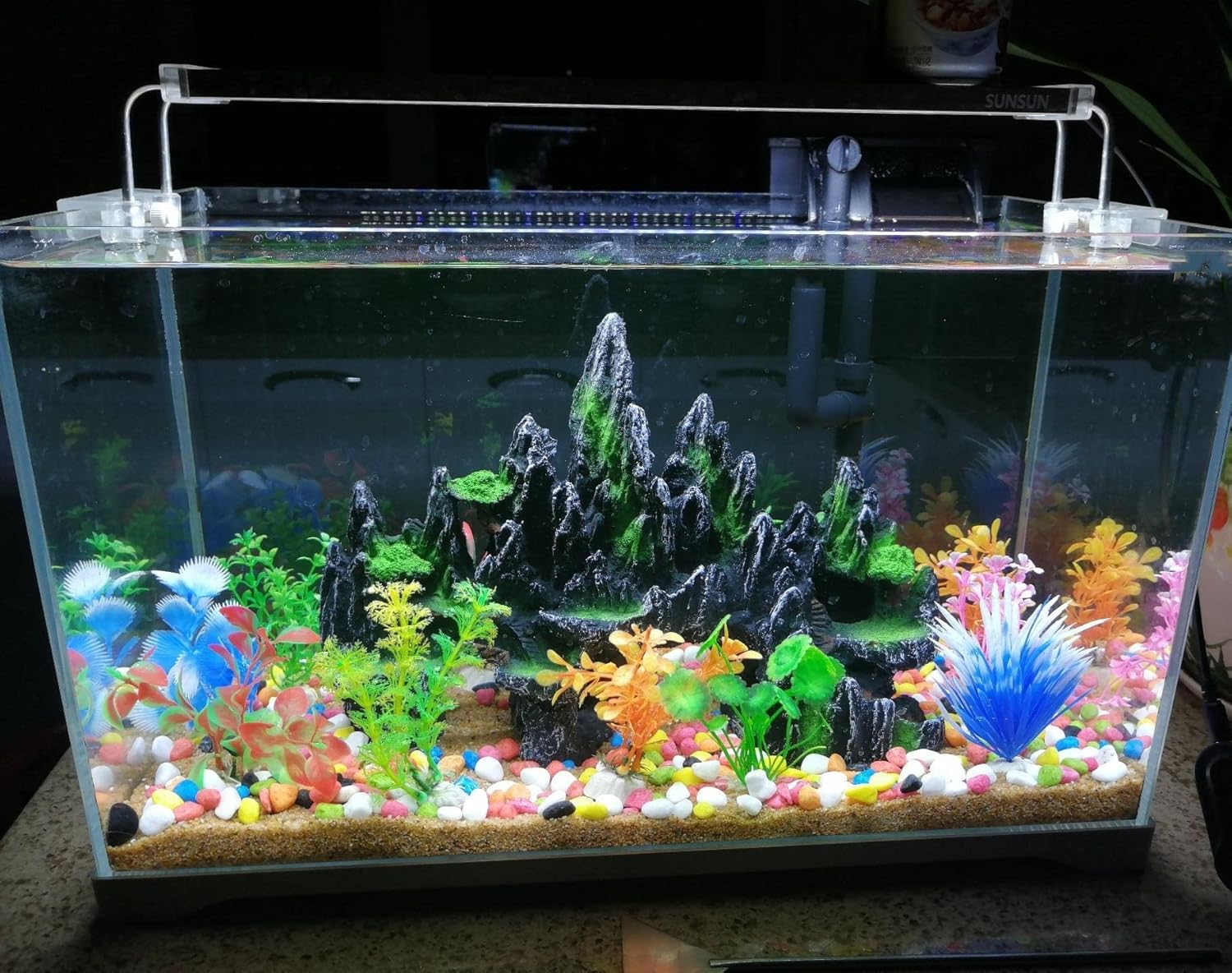Extra Large Aquarium Decorations - Big Mountain View Ornaments, Come with 1 Little Diver and 2X 4inch Aquarium Plastic Plants