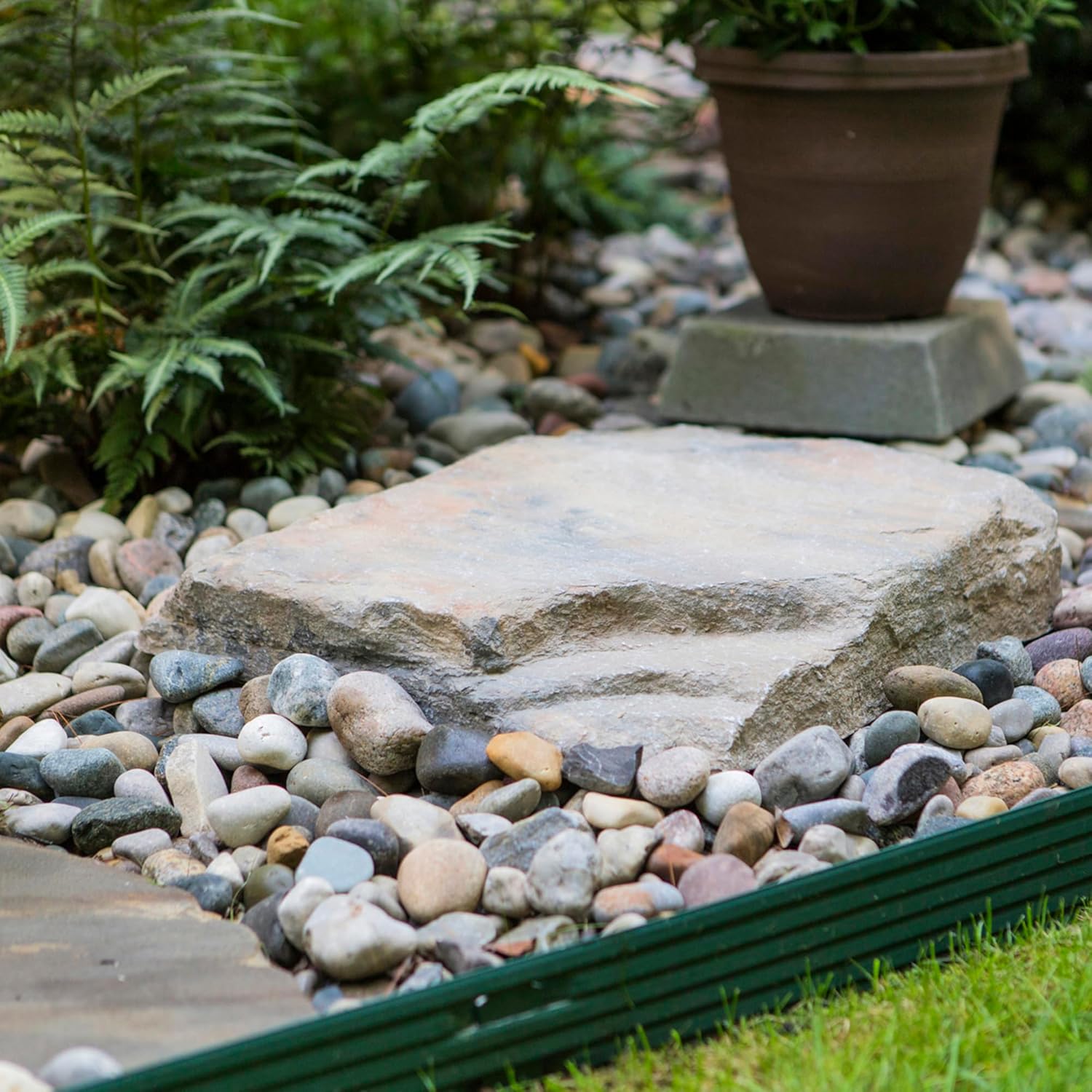Deckorators 21 inches x 18 inches x 3-1/2 inches Gray Small Skimmer Landscape Rock