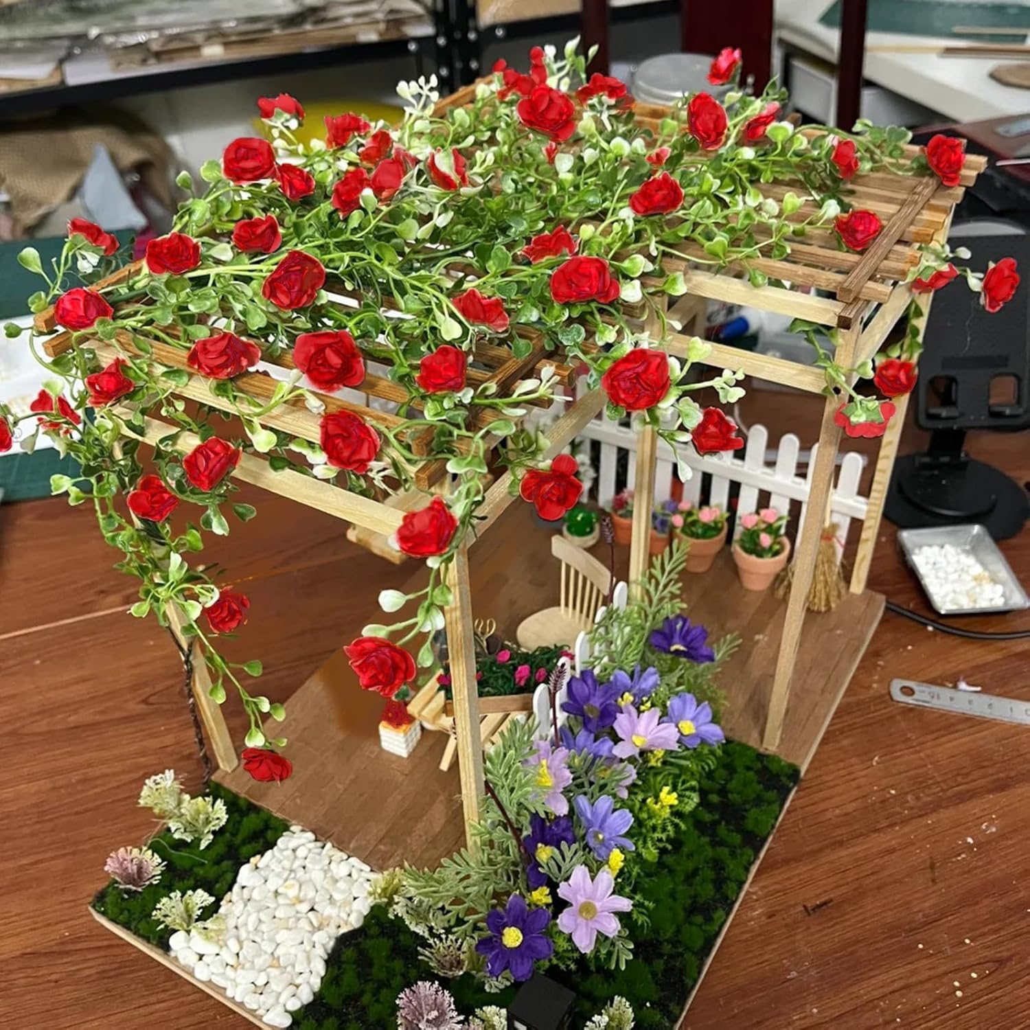 Warmtree Realistic Miniature Artificial Rose Vines Cute Flower Decorations DIY Mini Model Railway Fairy Garden Architecture Diorama Scenery Landscape Layout (Red)