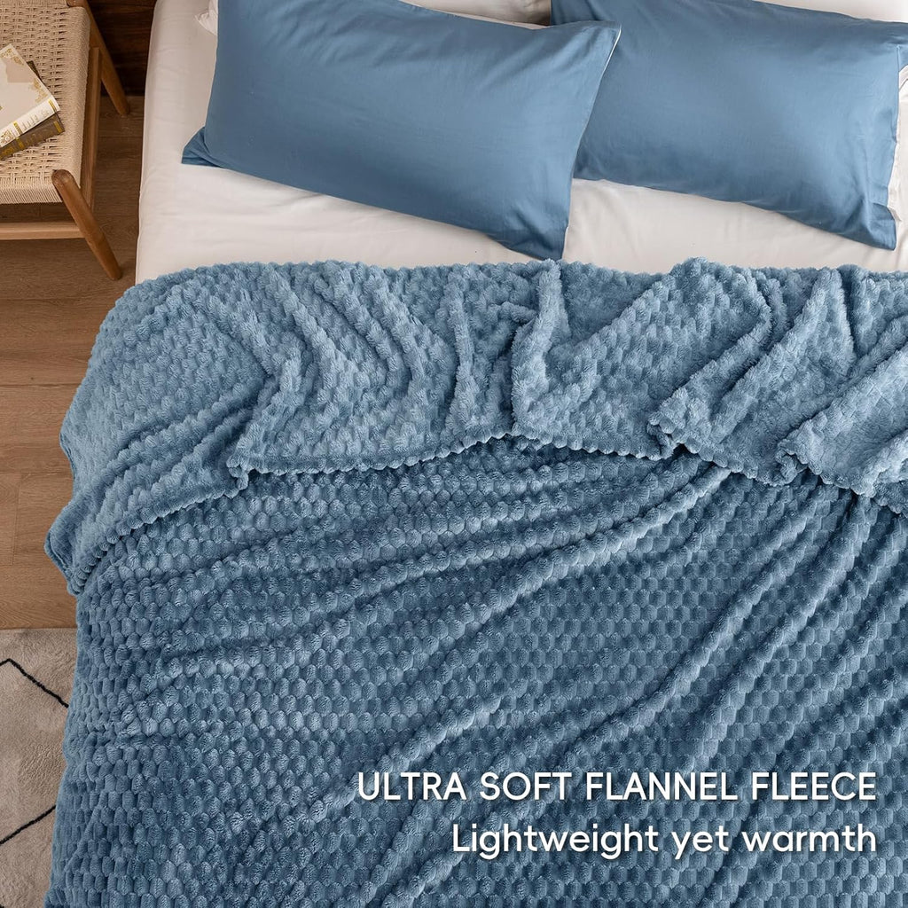 PHF Ultra Soft Flannel Fleece Blanket Twin Size, Lightweight 3D Jacquard Fleece Blanket, No Shedding, No Pilling, Luxury 340GSM Fluffy Cozy Bedding for Bed Room Decor, 66"x90", Denim Blue