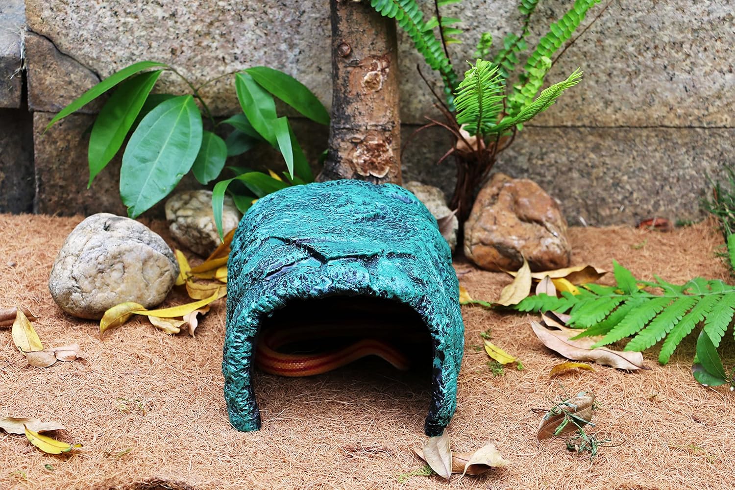 Reptile Large Opening Rock Cave Habitat Hide – Premium Non-Toxic Resin for Aquariums & Terrariums. Ideal for Amphibians,Lizards,Snakes,Bearded Dragons,Geckos,Scorpions,Frogs,Spiders... Large Size