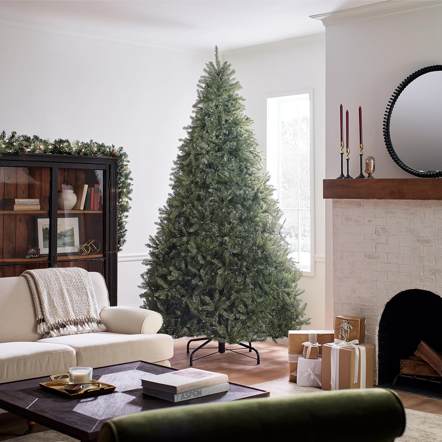 National Tree Company 9 ft Unlit Dunhill Fir Full Artificial Christmas Tree, 4,026 Tips, Includes Stand, Green