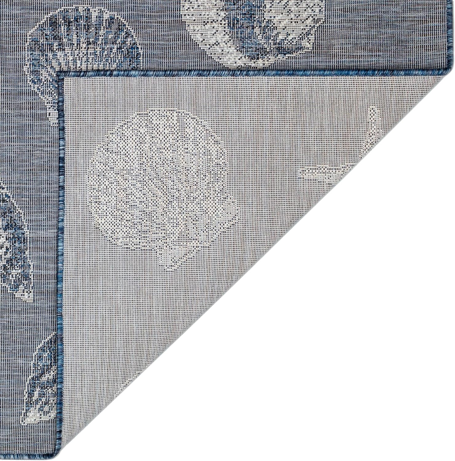 Liora Manne CARMEL Indoor/Outdoor Power Loomed Synthetic Blend Low Profile Area Rug - Transitional Coastal Seashell Decorative (Shells Navy) (7'10" Round)