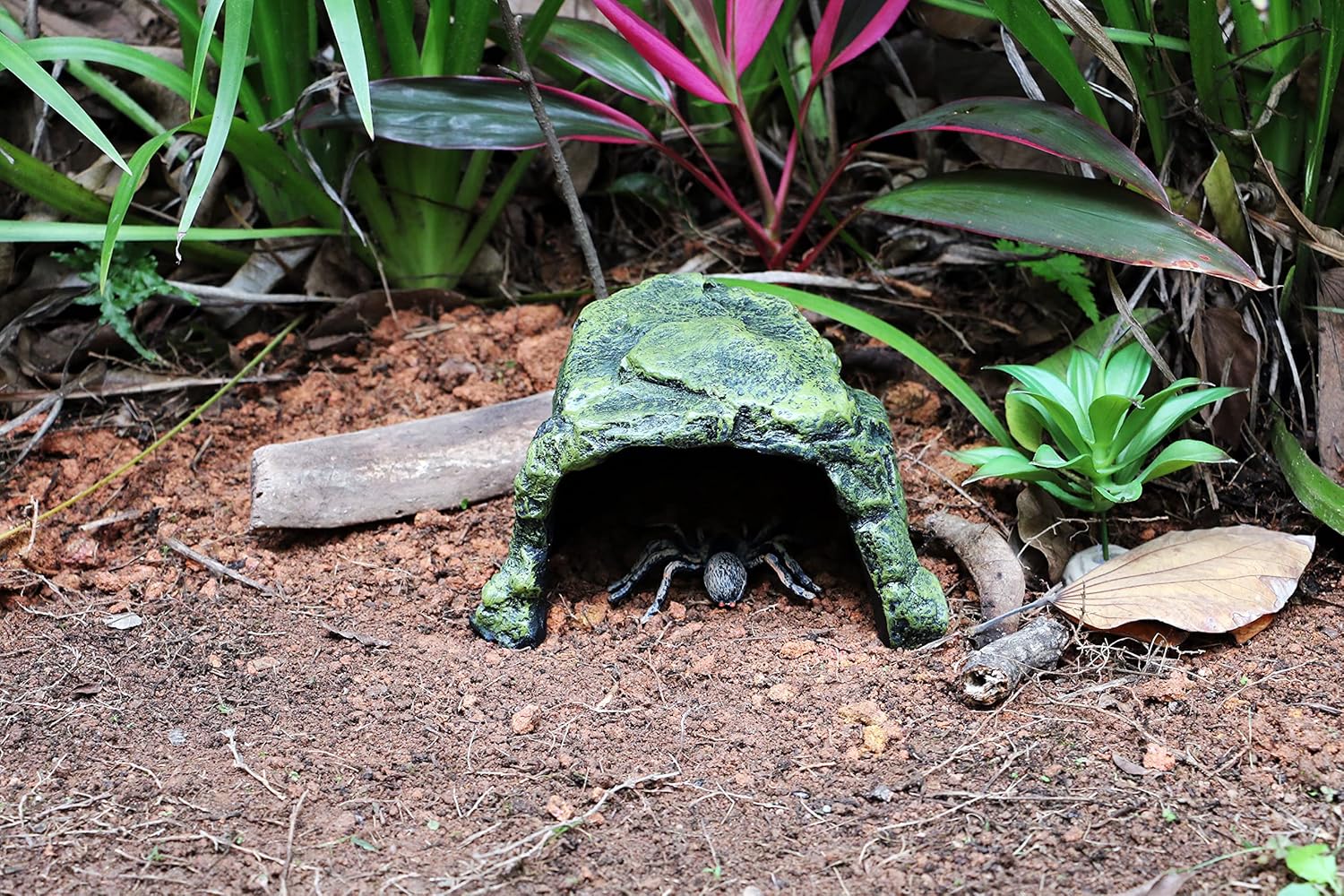 MODERNJOE'S Rock Hide Cave Hiding Place for Reptiles, Amphibians and invertebrates. Terrarium & Aquarium Decor. Perfect for Lizards,Snakes,Frogs,Turtles,Bearded Dragons - Large(6.7 x 7.3 x 4.5 inch)