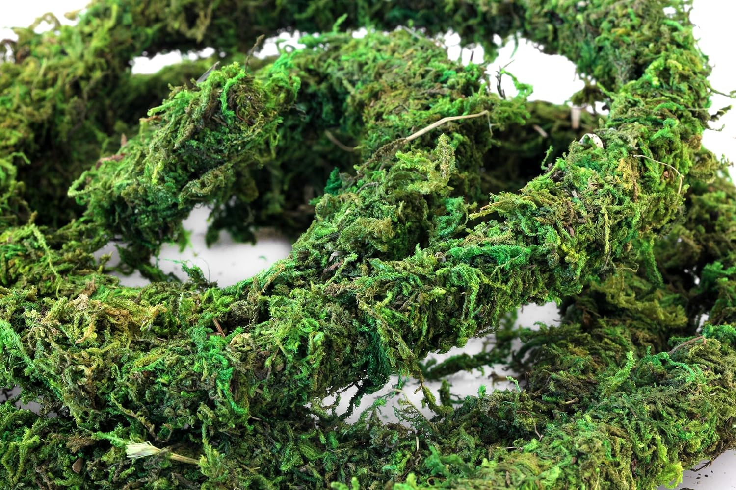 SuperMoss (22711) MossVine Decorative Garland | Preserved Mountain Moss for Home, Wedding, and Garden Decor | Bendable Greenery for Crafts, Centerpieces, Topiaries, and Floral Arrangements, 12 Ft