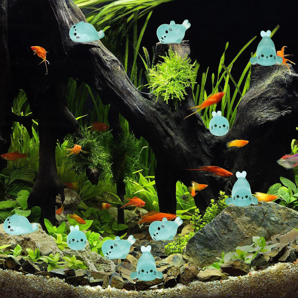 100Pcs Glow in The Dark Mini Seal Figurines Cute Luminous Resin Sea Animals 4 Styles Seal Pup DIY Tiny Ocean Creatures for Fairy Garden Aquarium Decor