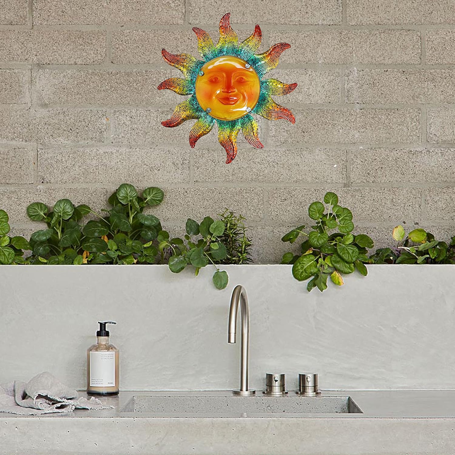 JOYBee Metal Sun Face Wall Art Decor-Sunface all Decor-Home Decor Artistic Sun Face Metal Wall Sculpture for Indoors or Outdoors Kitchen Farmhouse patio porch (13.25 * 12.5inch)