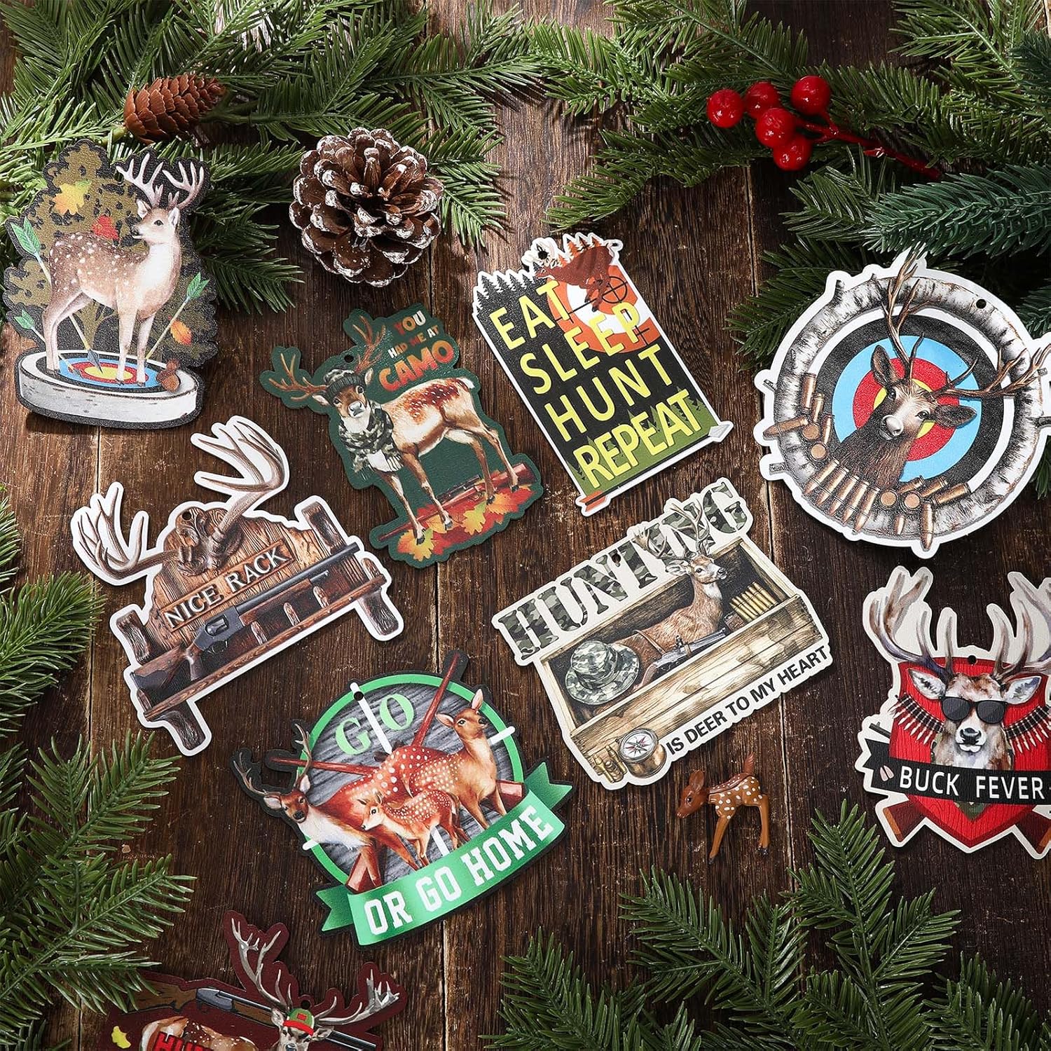 Amyhill 30 Pieces Christmas Deer Tree Ornaments Wooden Buck Hunting Ornament Deer Hunting Decorative Hanging Ornaments with Gun Christmas Ornament Woodland Wild Life Decorations for Xmas(Classics)