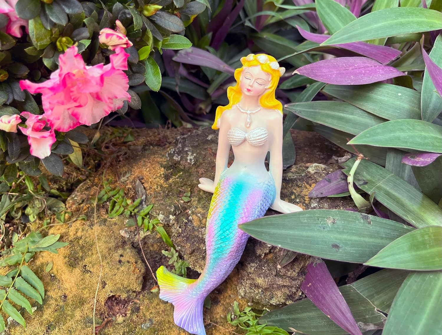 Sitting Mermaid Resin Siren Figurines for Fairy Garden Flower Pot Yard Aquarium Fishtank Bookshelf Home Decor 9Inch (Sitting Mermaid)