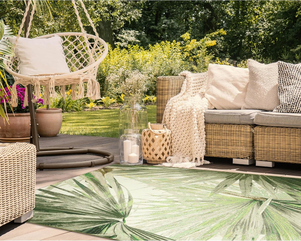 Liora Manne Marina Indoor/Outdoor Power Loomed Synthetic Blend Low Profile Area Rug - Transitional Graphic Botanical Beach Colorful (Palm Fan Green) (7'10" x 9'10")
