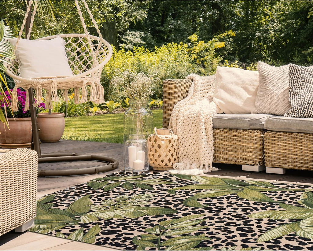 Liora Manne Marina Low Profile Durable Indoor/Outdoor Woven Rug- Safari Green 3'3" x 4'11"