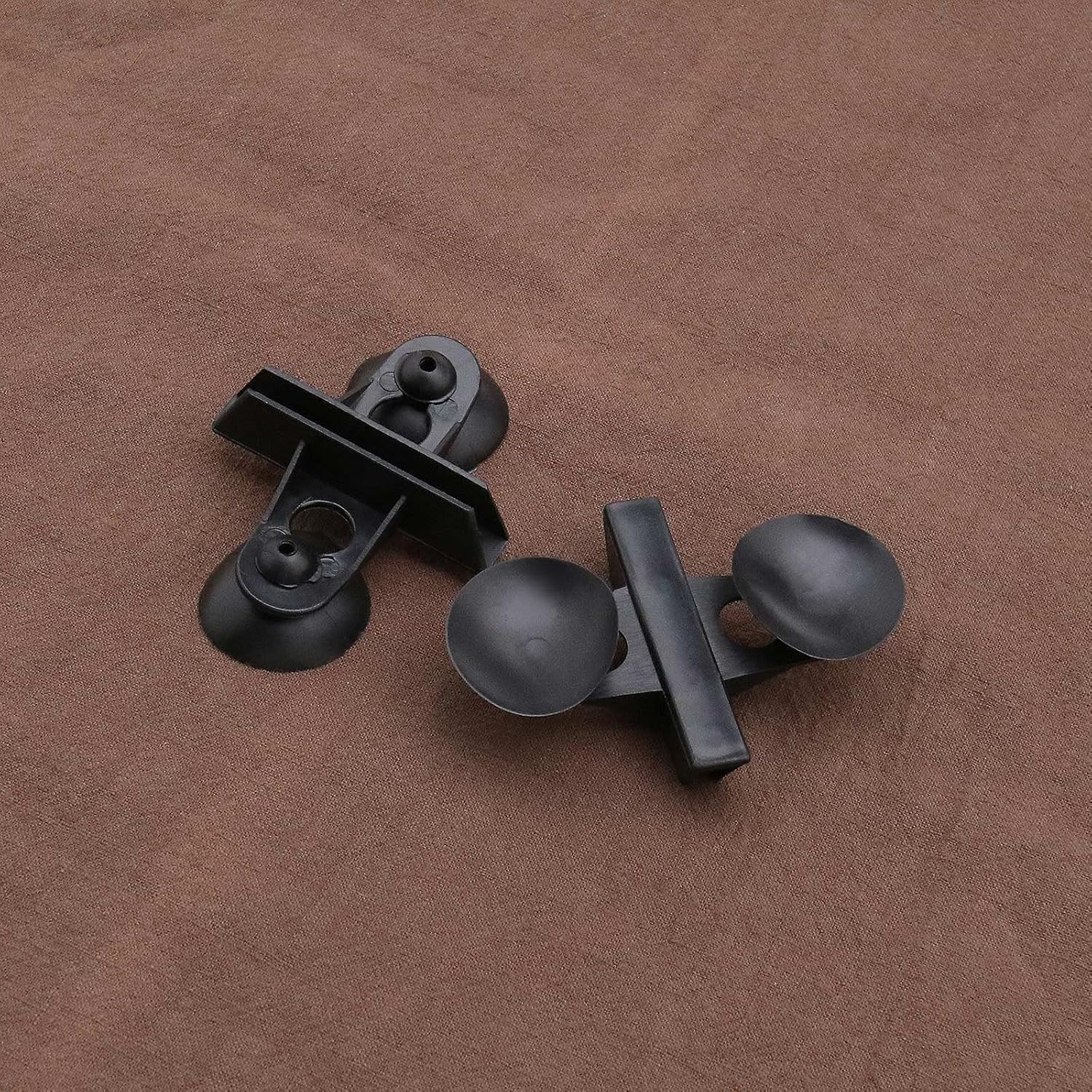 Create idea 10pcs Aquarium Divider Isolation Board Partition Pane Separator Black Mixed Breeding to Keep Different Fish from The Fight 20pcs Sucker Clips