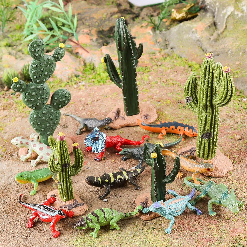 EOIVSH Desert Animal Figurines Set with Model Cactus - Artificial Greenery Plant Fake Cacti - Desert Diorama Project - Great for Sand Table Landscape Scene Accessories Decoration