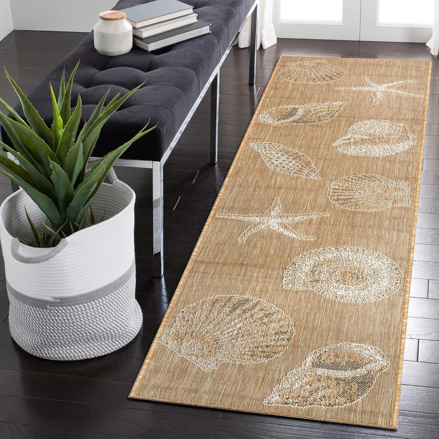 Liora Manne Carmel Indoor/Outdoor Power Loomed Synthetic Blend Low Profile Area Rug - Transitional Coastal Seashell Decorative (Shells Sand) (1'11" x 4'11")