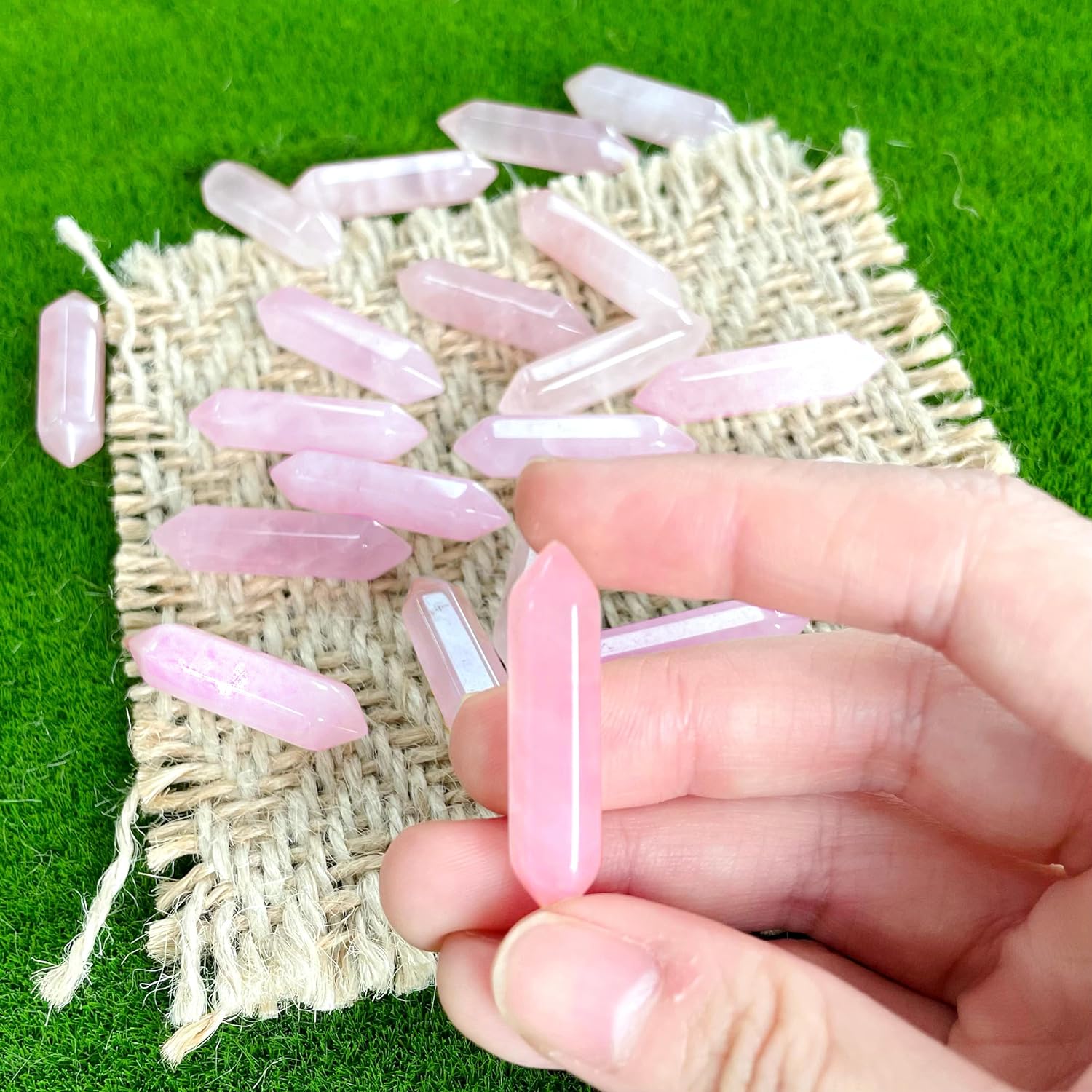 ZHIYUXI Rose Quartz Crystals Gem Stones Healing Crystals Rose Quartz Pink Crystal Points Crystals Bulk Tumbled Polished Energy Reiki Crystal Wand Wholesale Therapy Meditation Decor Gifts 10 Pcs