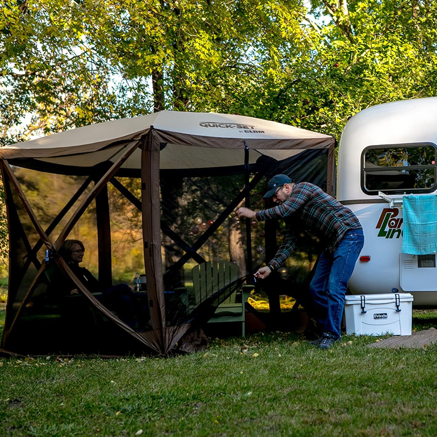 CLAM Pop Up Screen Tent, Outdoor Camping Gazebo Canopy, Venture, 9' x 9', Brown