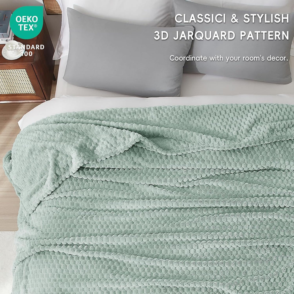 PHF Ultra Soft Flannel Fleece Blanket King Size, Lightweight 3D Jacquard Fleece Blanket, No Shedding, No Pilling, Luxury 340GSM Aesthetic Fluffy Cozy for Bed Room Decor, 108"x90", Sage Green