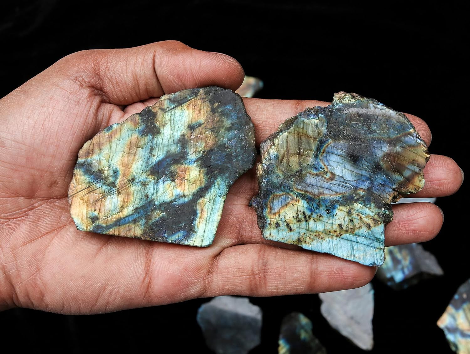 Crocon 1LB Labradorite Bulk Polished Slice Natural Stone Raw Rough Gemstone Mining Chakra Stone Balancing Reiki Healing Good Luck Home Office Decoration DIY Project Gifts