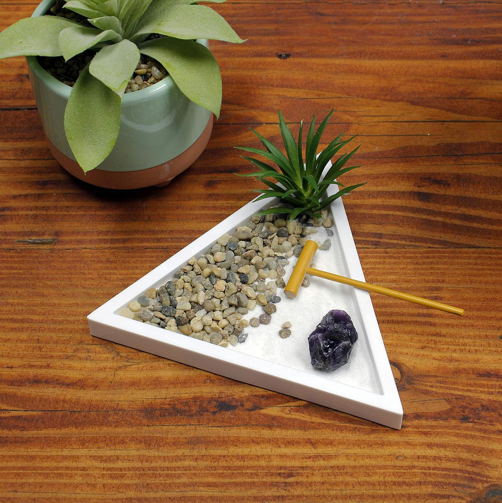 Nature's Mark Mini Zen Garden Kit with White Sand, Rake, White Base, Salt Rock and Air Plant (Triangle)