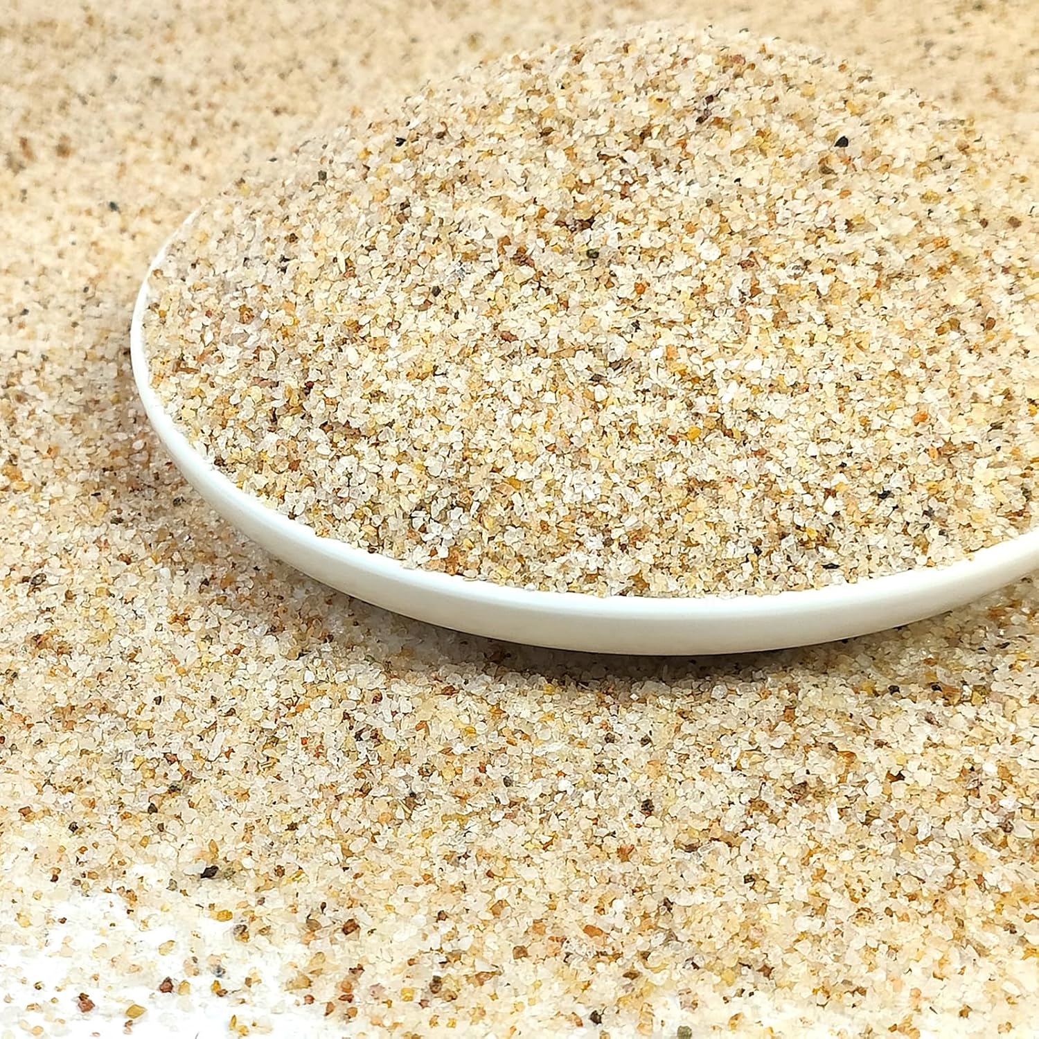 Aquarium Sand, 5lbs Beige Fish Tank Sand, Aquarium Gravel Substrate for Aquascaping, Vivariums, Terrariums, Plants and Crafts