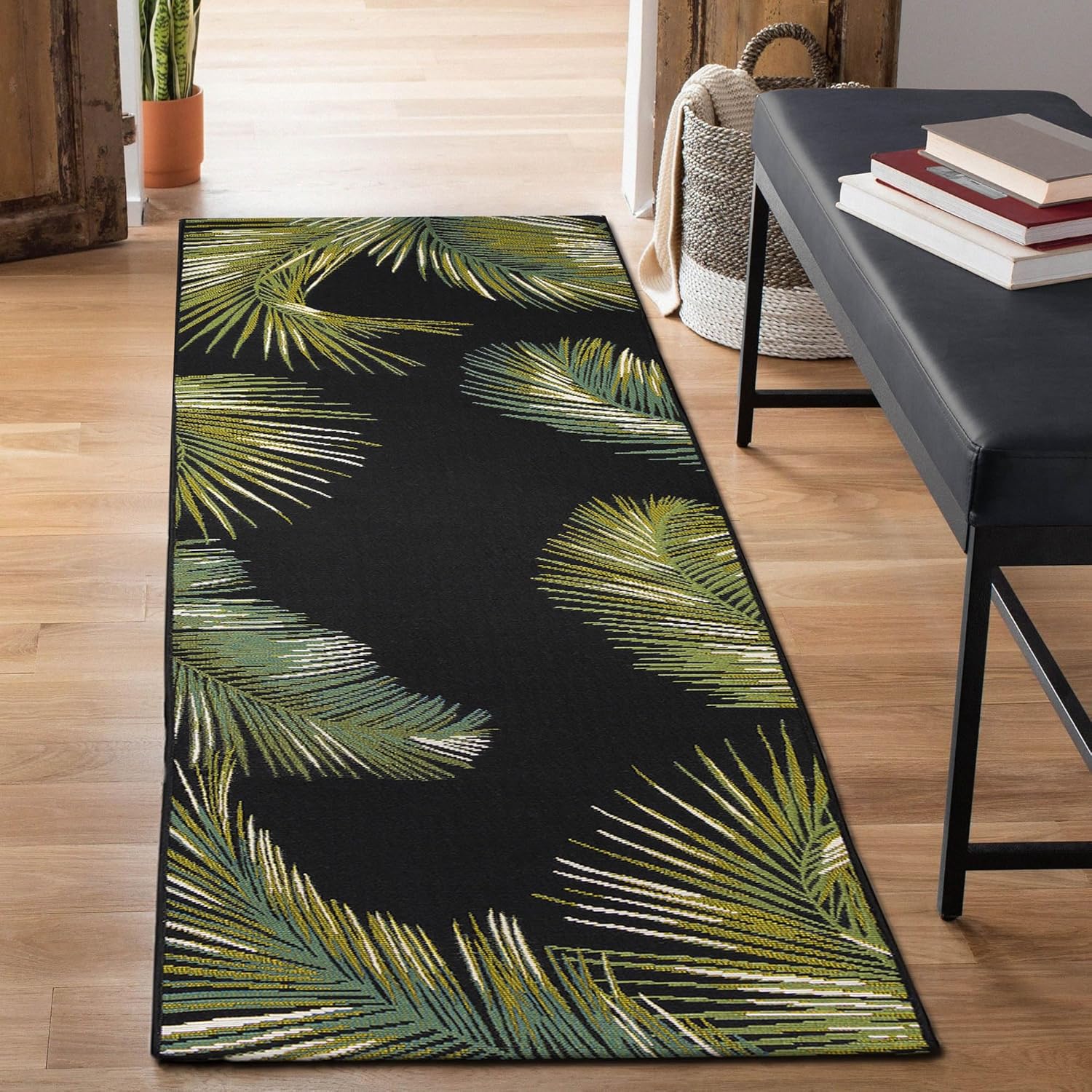 Liora Manne Marina Indoor/Outdoor Power Loomed Synthetic Blend Low Profile Area Rug - Transitional Border Botanical Beach Colorful (Palm Border Black) (1'11" x 7'6")